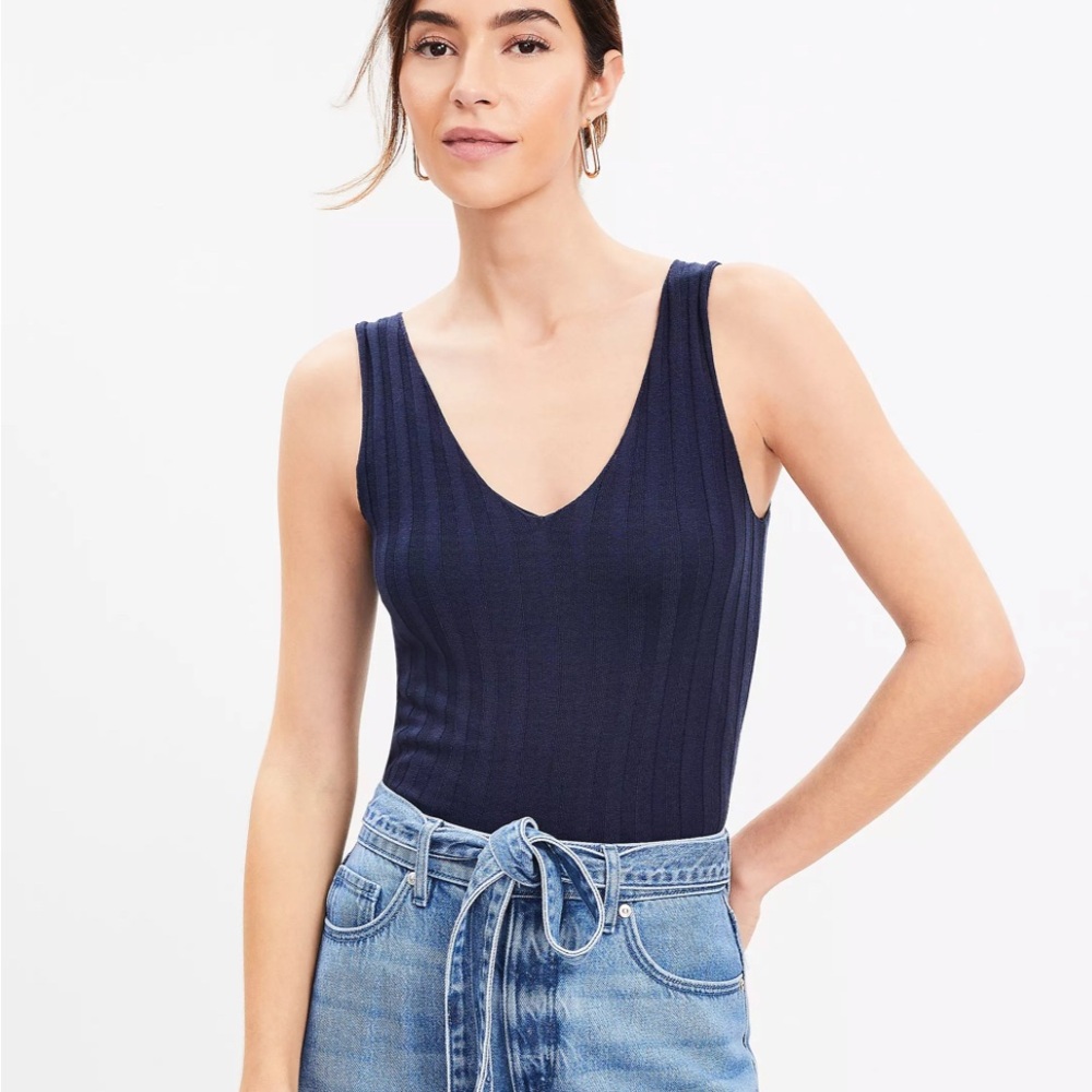 V-neck Ribbed tank Top